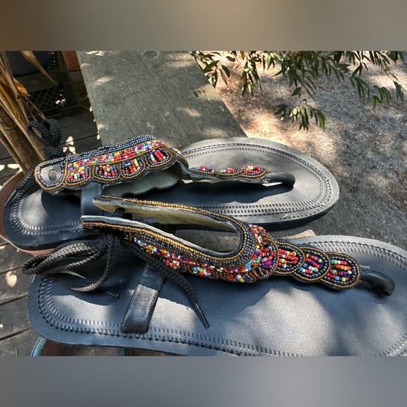 AUTHENTIC Multicolor Beaded Sandals Handmade Masai Kenya Intricate Size 9.5 - Picture 1 of 11